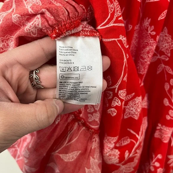 H&M Red White Floral Off The Shoulder Flounced Hem Summer Dress - Picture 7 of 9